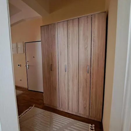 Bright Floor With Free Parking Üsküp