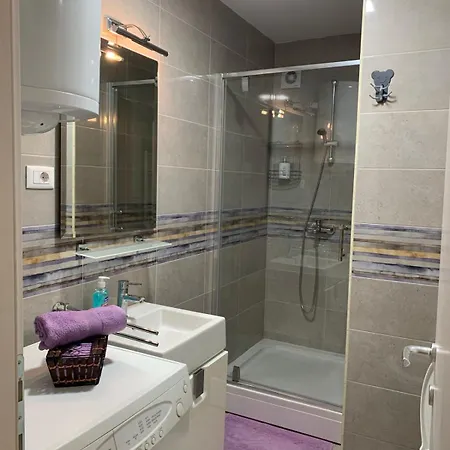 Bright Floor With Free Parking Lägenhet Skopje