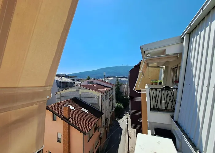 Apartment Bright Floor With Free Parking Skopje