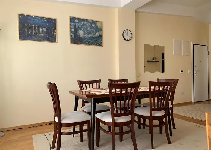 Bright Floor With Free Parking Apartment Skopje