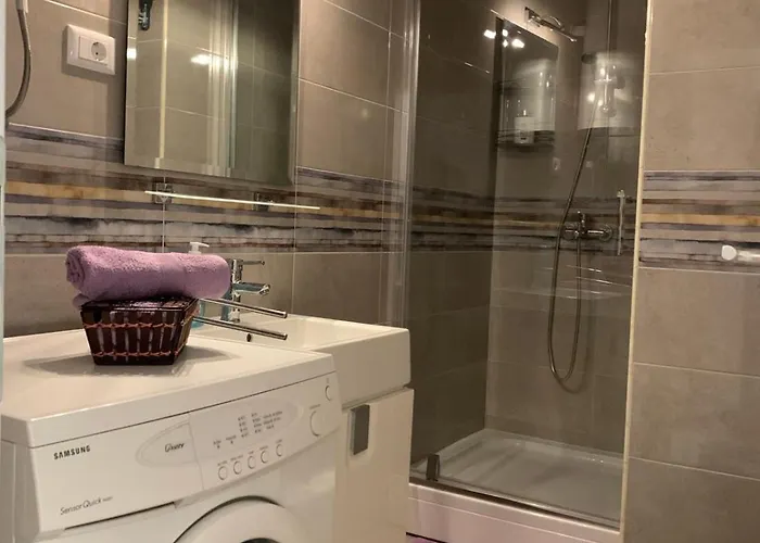 Apartment Bright Floor With Free Parking